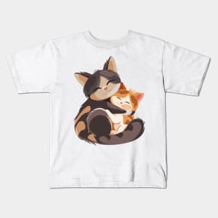 Cat and kitten hugging Kids T-Shirt